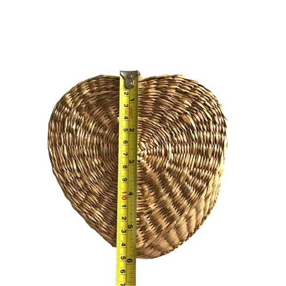HEART SHAPE SMALL handcrafted STORAGE WICKER BASKET - Picture 4 of 6
